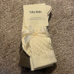 Stems Cashmere Socks 2 Pack